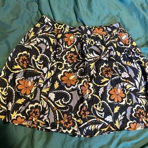 Women’s lily white skirt